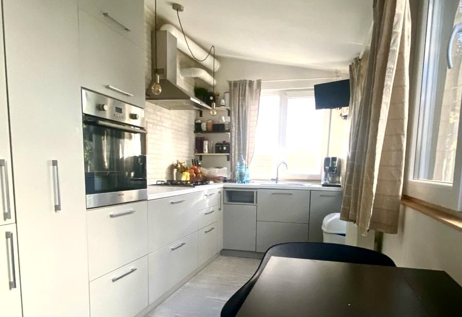 Apartament 2 camere, mobilat si utilat, 60 mp utili - zona Cora