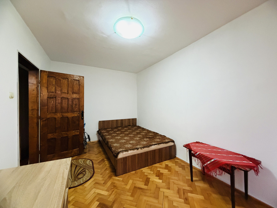 Apartament 2 camere, semidecomandat, 49mp, parter, zona Dambovita