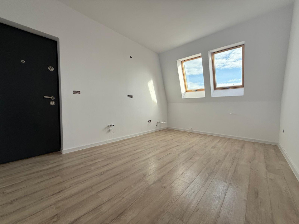 Apartament 2 camere, 54 mp, mansarda - zona Bucovinei