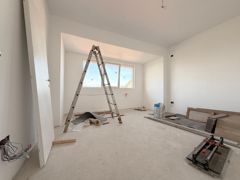 Apartament 2 camere, 60 mp, mansarda - zona Bucovinei