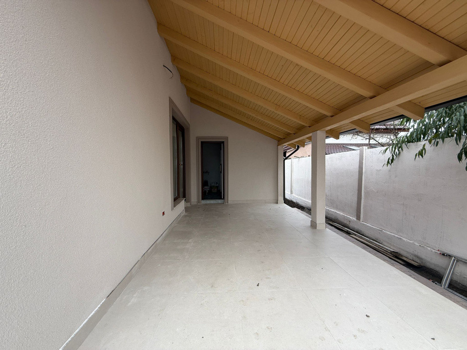 Casa Individuala,120 mp utili + terasa, 400 mp teren -Sanmihaiu Roman 