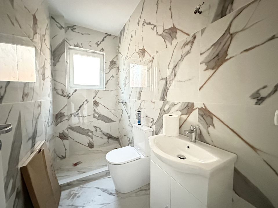 Duplex 5 camere, 127 mp utili, 355 mp teren - Sanandrei