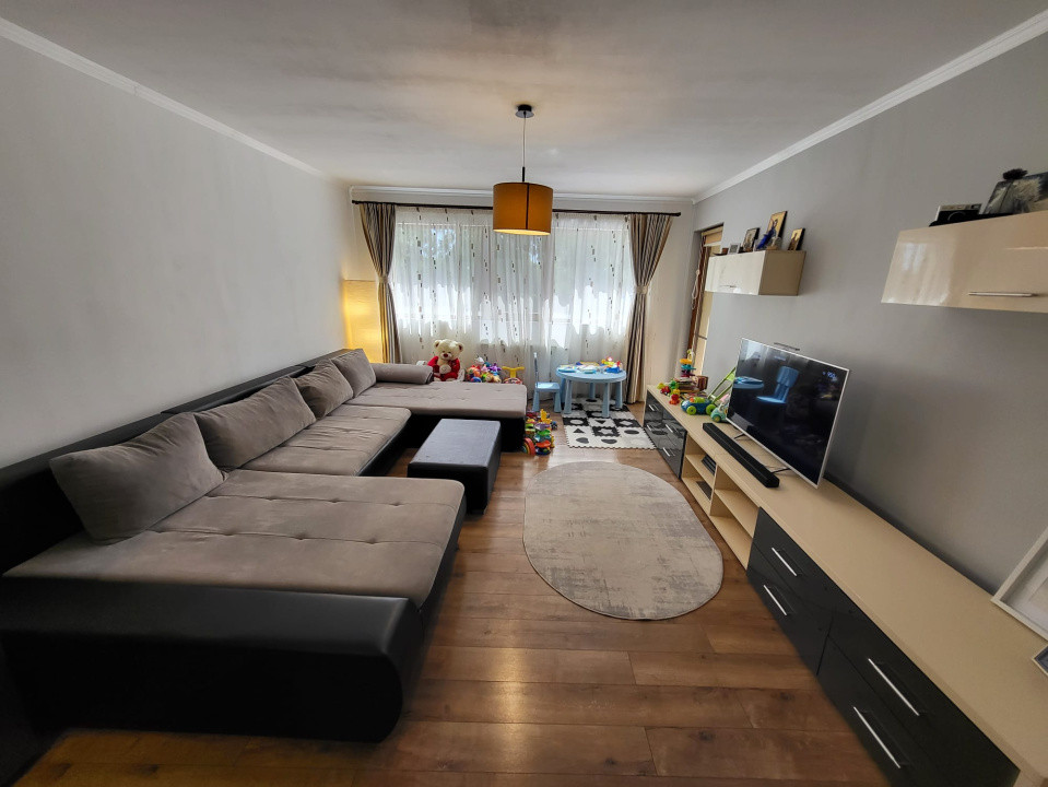 Apartament 3 camere, 72 mp utili, parter - Giroc