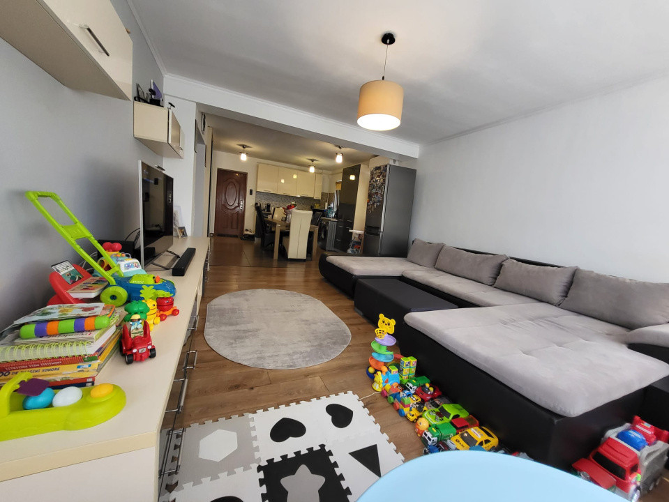 Apartament 3 camere, 72 mp utili, parter - Giroc