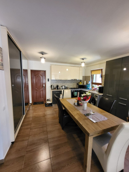 Apartament 3 camere, 72 mp utili, parter - Giroc