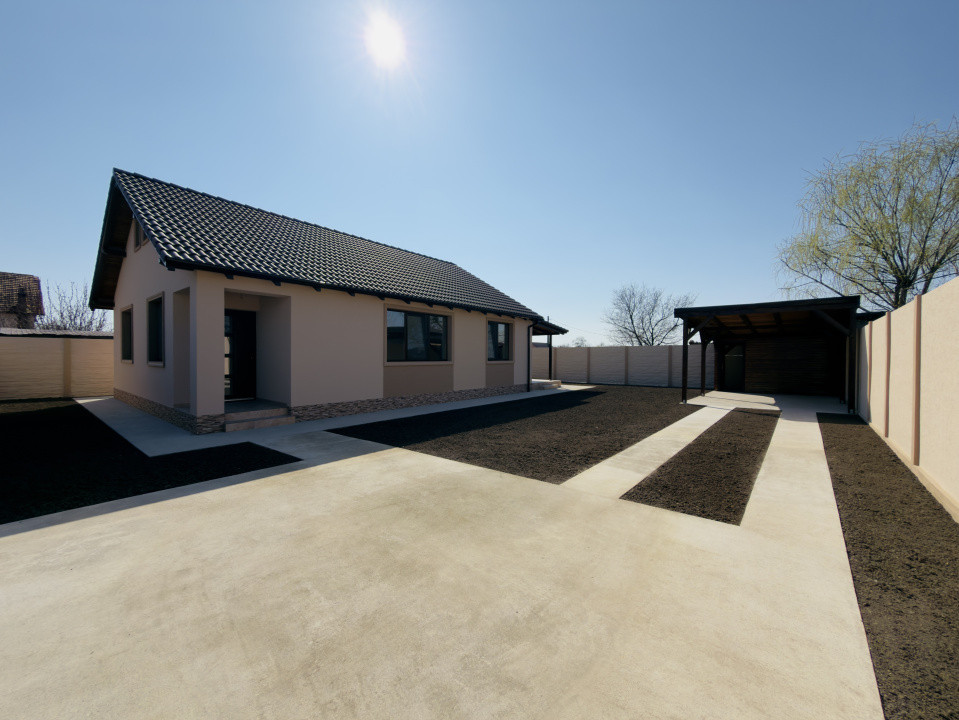 Casa individuala,410mp teren, 83mp utili+20mp terasa, Sanmihaiu Roman 