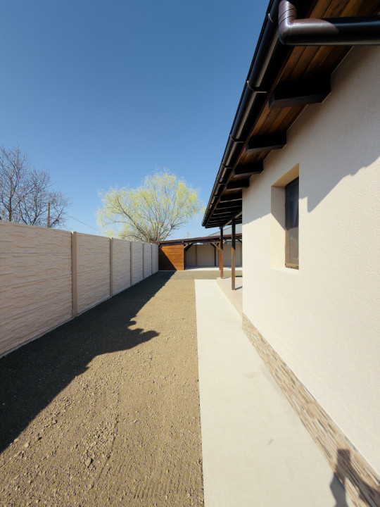 Casa individuala,410mp teren, 83mp utili+20mp terasa, Sanmihaiu Roman 