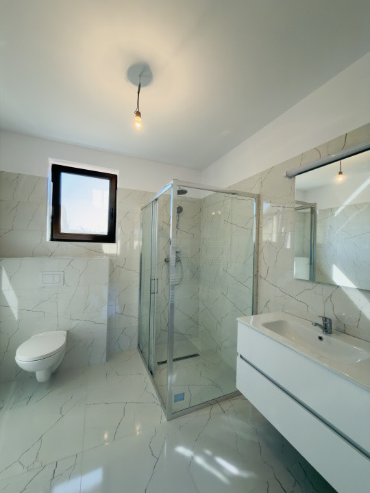 Casa individuala,410mp teren, 83mp utili+20mp terasa, Sanmihaiu Roman 