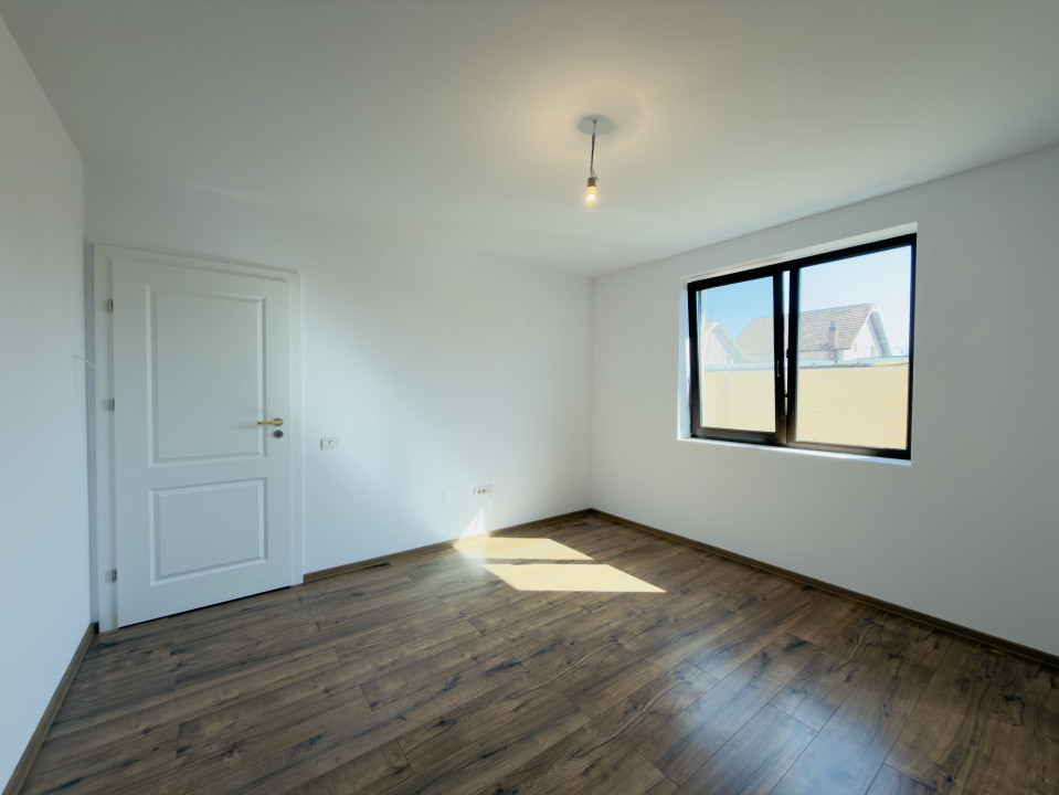 Casa individuala,410mp teren, 83mp utili+20mp terasa, Sanmihaiu Roman 