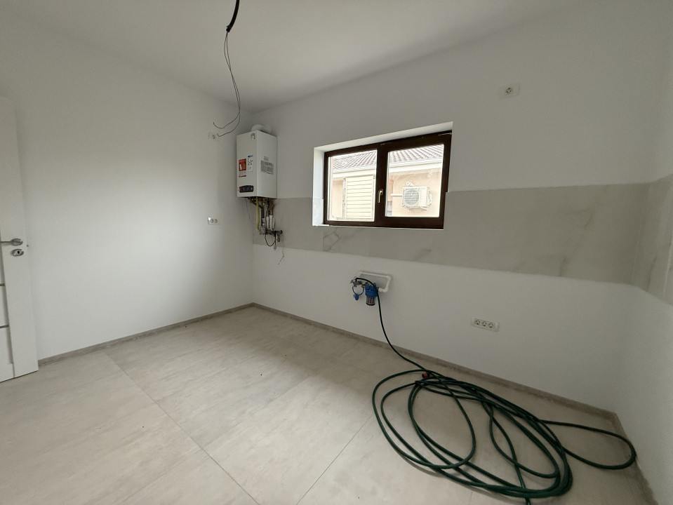 Duplex 3 camere, P+Pod, 85mp utili, 300mp teren, Calea Urseni COMISION 0%