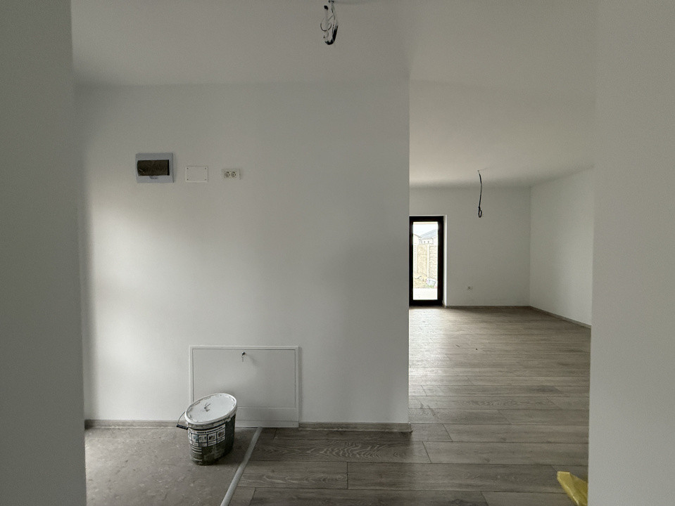 Duplex 3 camere, P+Pod, 85mp utili, 300mp teren, Calea Urseni COMISION 0%