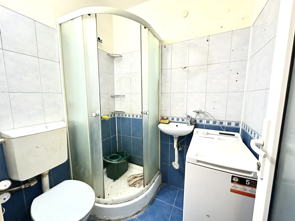 Garsoniera de renovat, 20 mp utili, etajul 4/5 - zona Telegrafului