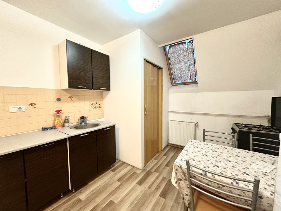 Apartament 2 camere, 48 mp utili - mansarda - Simion Barnutiu 