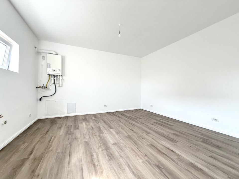 Duplex top, despartit prin garaj, 5 camere, 218 mp utili - Ghiroda