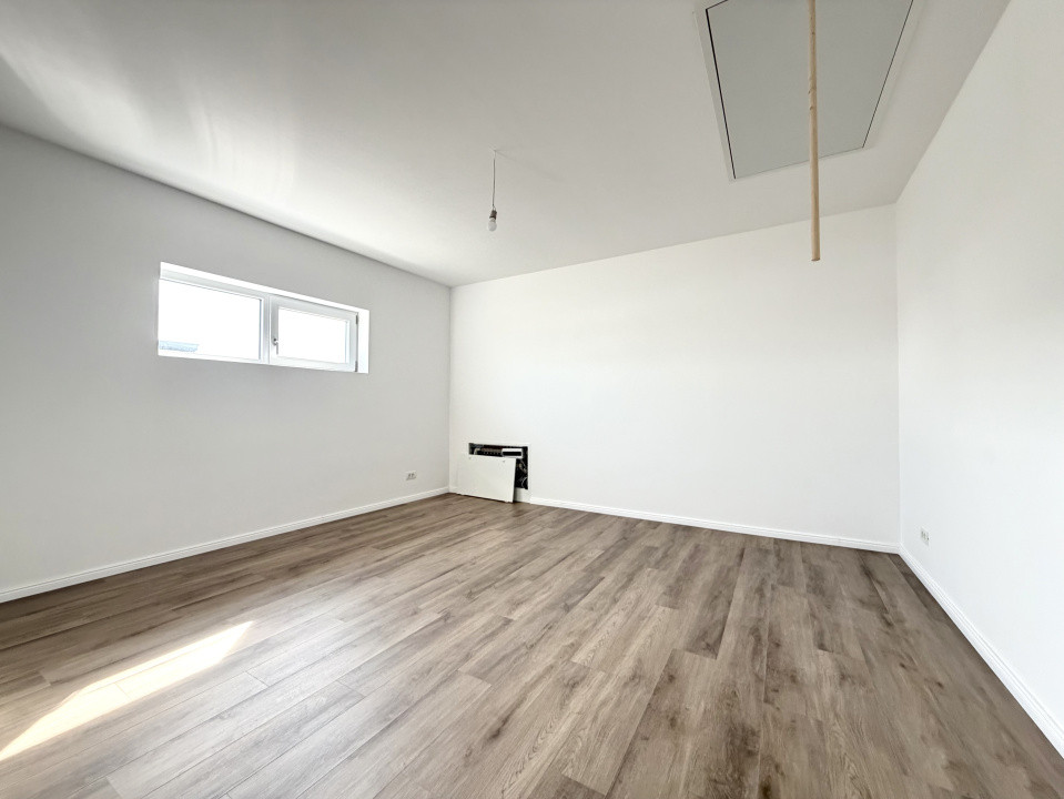 Duplex top, despartit prin garaj, 5 camere, 218 mp utili - Ghiroda