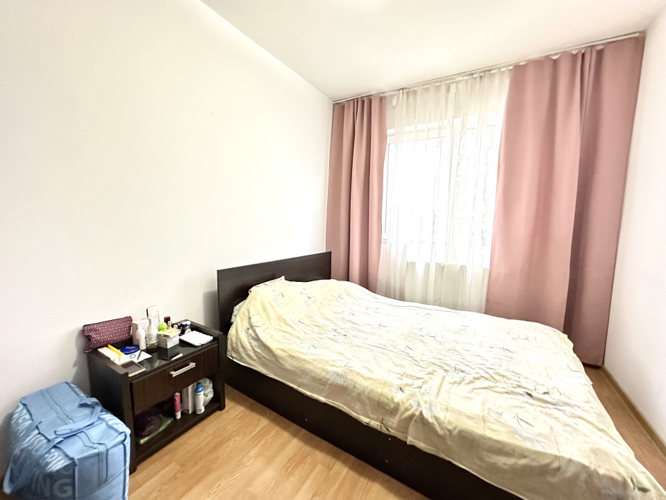 Comision 0% - Apartament spatios, 3 camere, etajul 3 - zona Cetatii