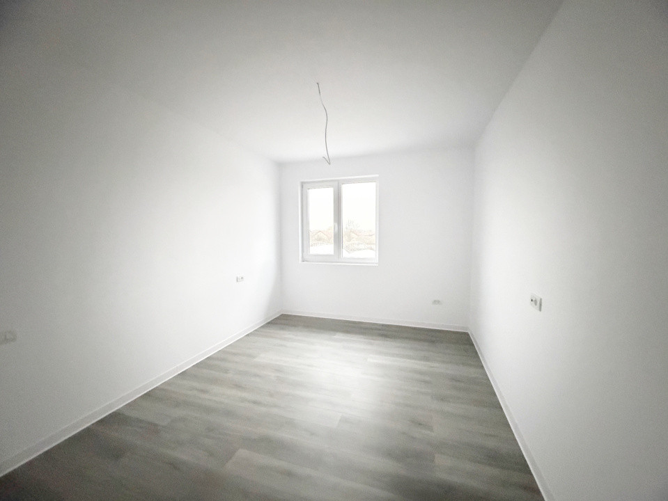 Duplex modern 4 camere, 101mp utili, 300mp teren in Utvin