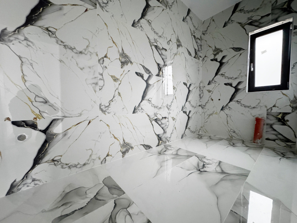 Casa individuala 4 camere,648mp teren,93mp utili, asfalt -Mosnita Noua