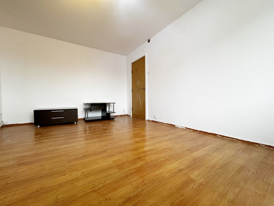 Apartament 2 camere semidecomandat, 51mp utili+ balcon -Lipovei