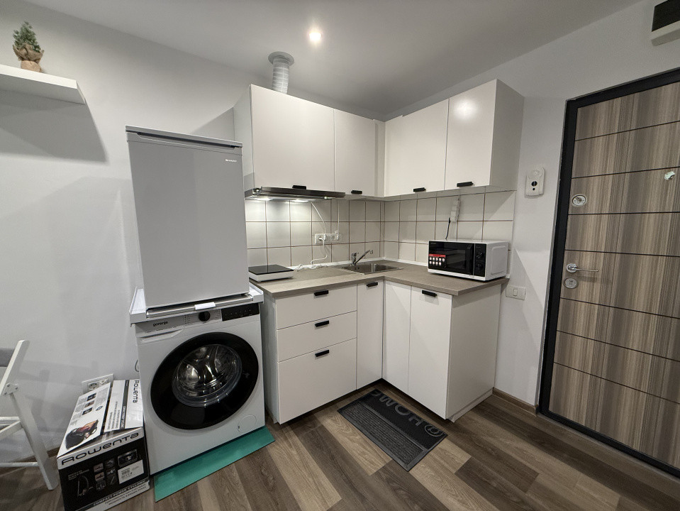 Apartament cu 1 camera, 17 mp utili, open-space, etaj 2 - Soarelui