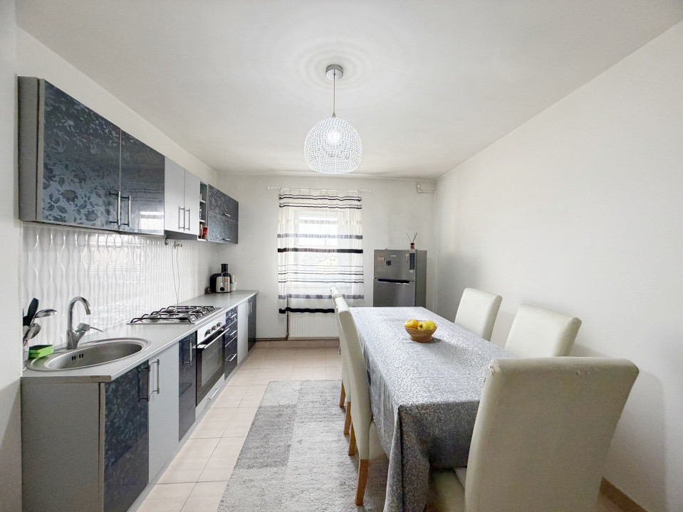 Apartament 2 camere, semidecomandat, 47mp utili, zona Lipovei