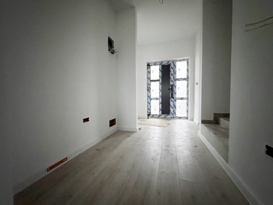Duplex 4 camere, 110mp utili + 10mp terasa + balcon -Mosnita Noua