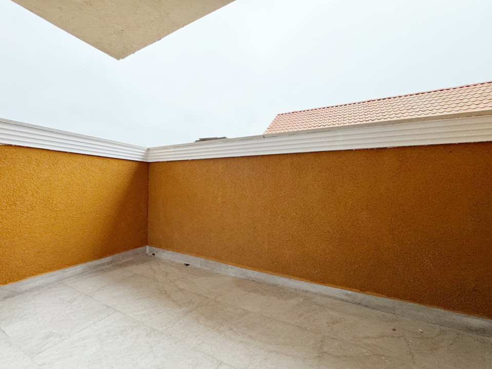 Duplex 4 camere, 110mp utili + 10mp terasa + balcon -Mosnita Noua