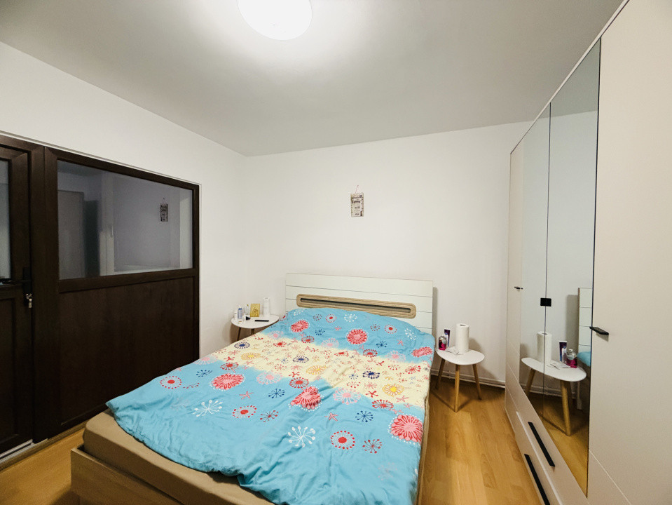 Apartament 3 camere, decomandat, 65mp utili, etaj 4, PIavat II