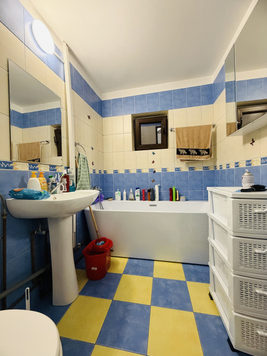 Apartament 3 camere, decomandat, 65mp utili, etaj 4, PIavat II