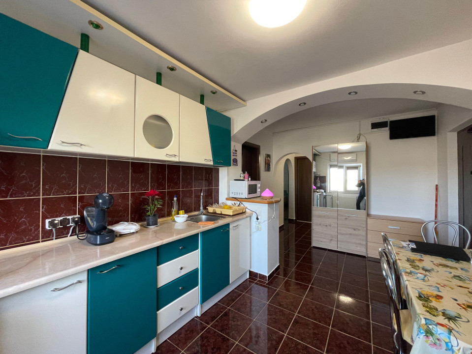 Apartament 3 camere, decomandat, COMISION0% Girocului