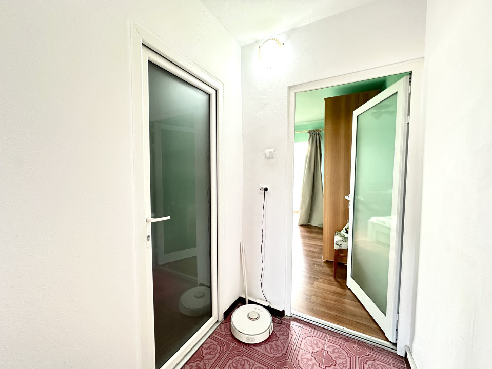 Apartament spatios, 2 camere, 65 mp utili - zona Bucovina