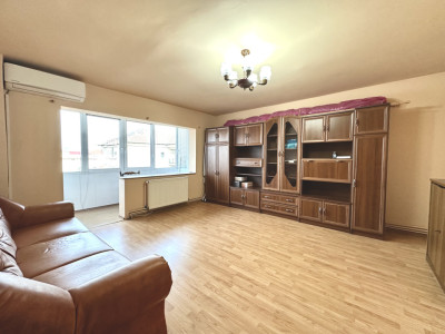Apartament spatios, 2 camere, 65 mp utili - zona Bucovina