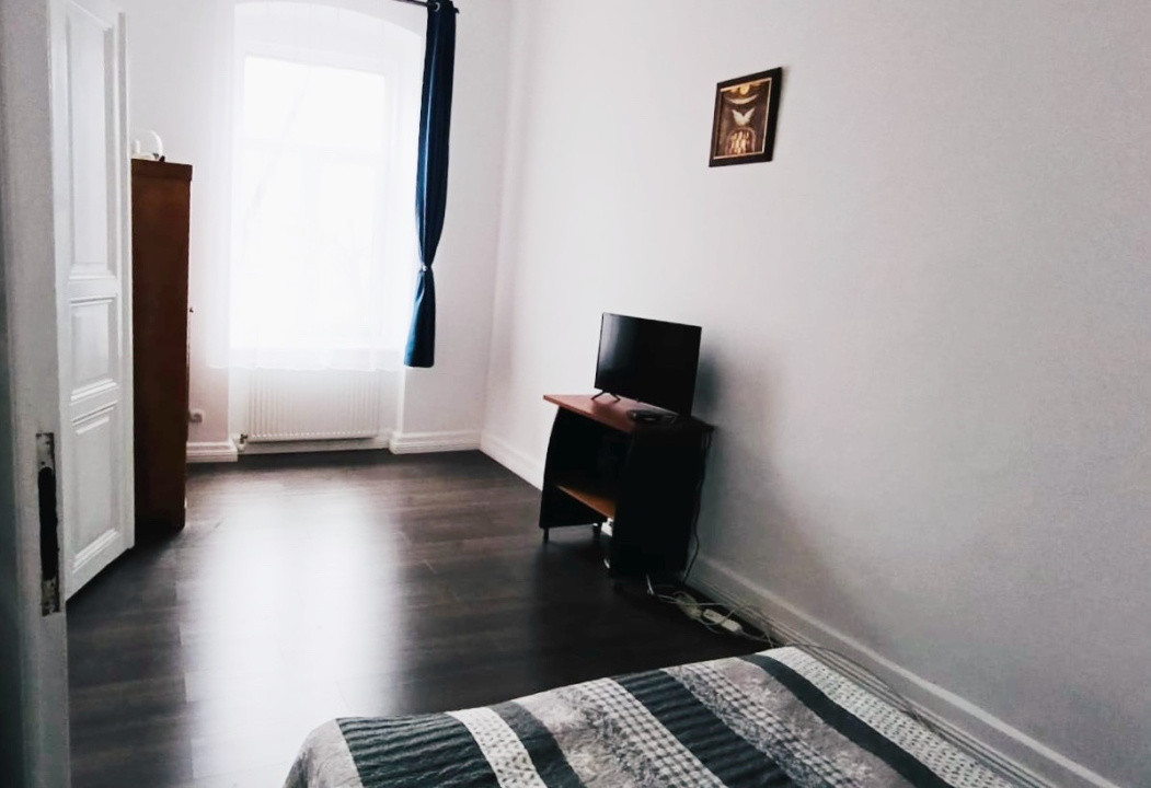 Apartament 3 camere, decomandat, 75mp, cladire istorica, zona Iosefin 