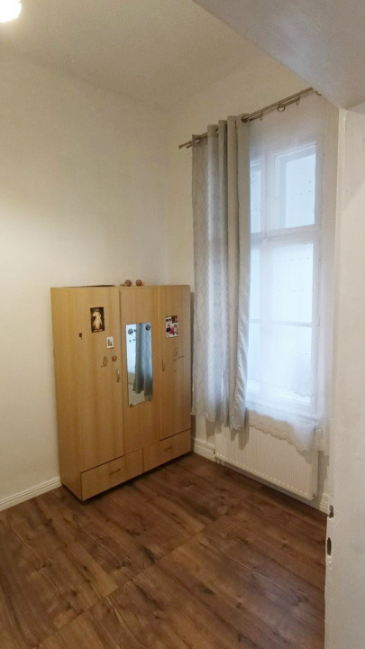 Apartament 3 camere, decomandat, 75mp, cladire istorica, zona Iosefin 