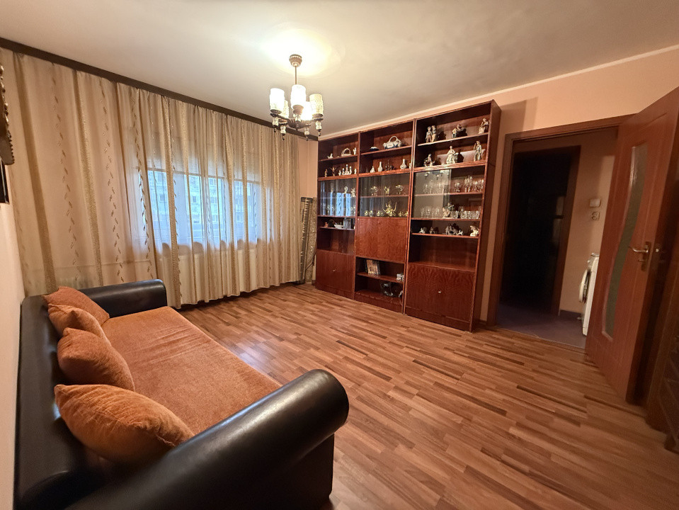 Apartament 2 camere, 45 mp utili + boxa  gemeroasa, parter - Dambovita