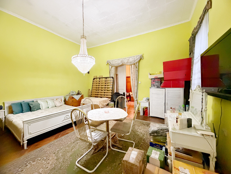 Apartament 4 camere, semidecomandat, 111mp, zona Complexul Studențesc