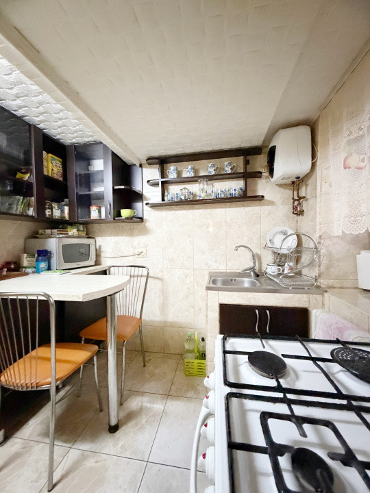 Apartament 4 camere, semidecomandat, 111mp, zona Complexul Studențesc