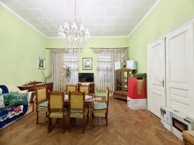 Apartament 4 camere, semidecomandat, 111mp, zona Complexul Studențesc