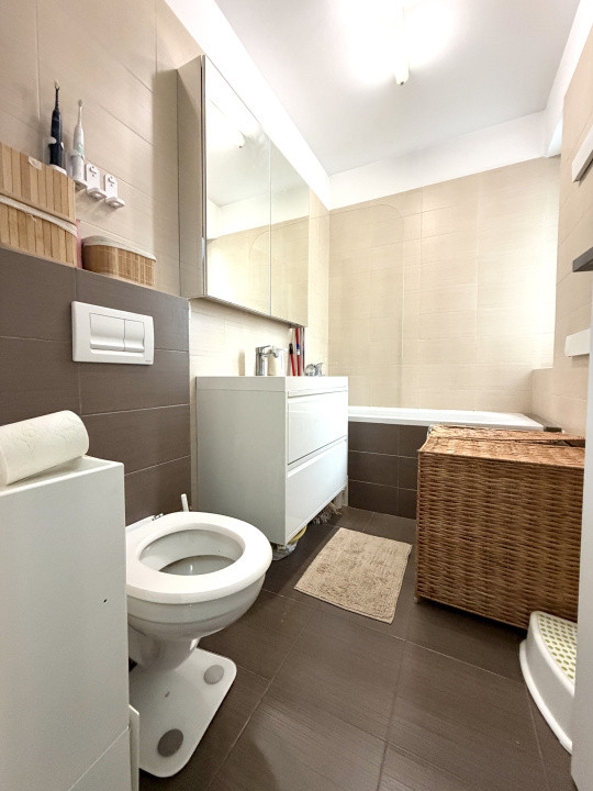 Apartament 3 camere, 53mp utili, etaj 4, la principala - Giroc Eso