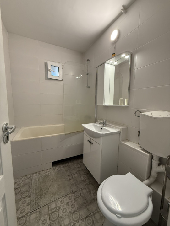 Apartament 2 camere, 47 mp utili + balcon, mobilat - zona Garii