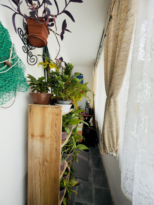 Apartament 3 camere, semidecomandat, 53mp utili, zona Girocului