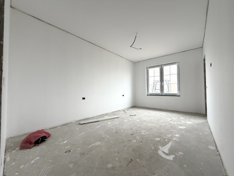 Duplex 3 camere, 88 mp utili, 366 mp teren - Urseni