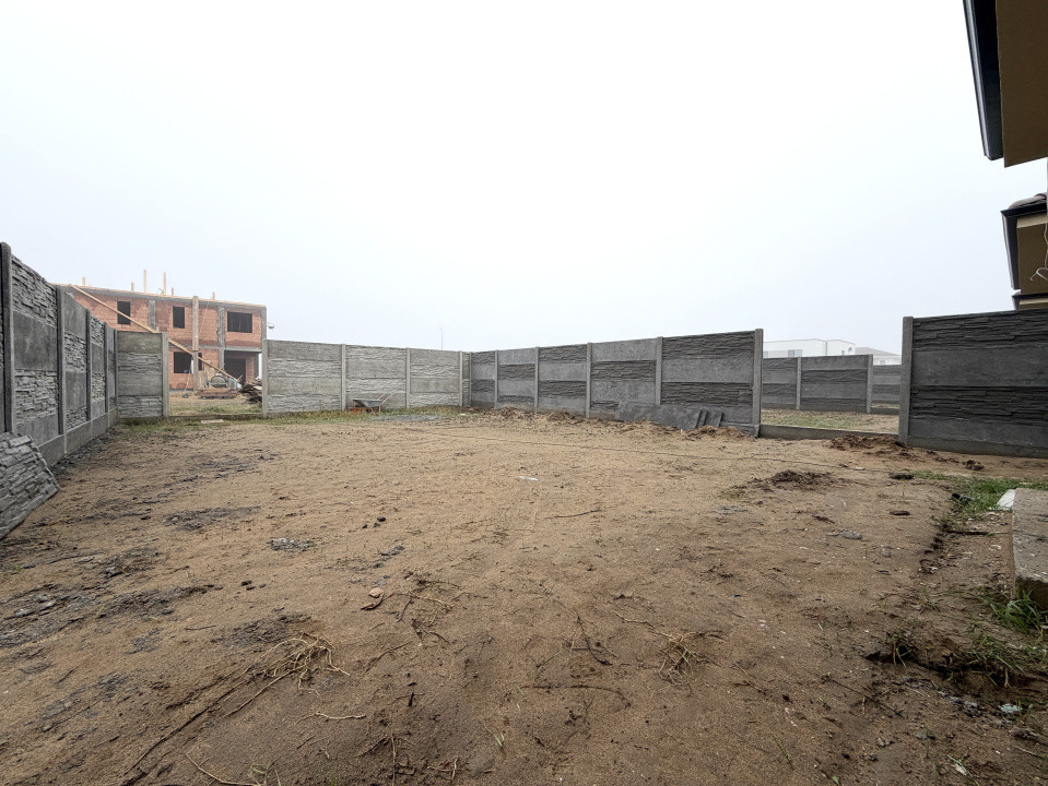 Duplex 3 camere, 88 mp utili, 366 mp teren - Urseni