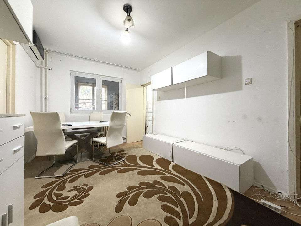 Apartament 2 camere, parter, 39mp utili, piata Doina 