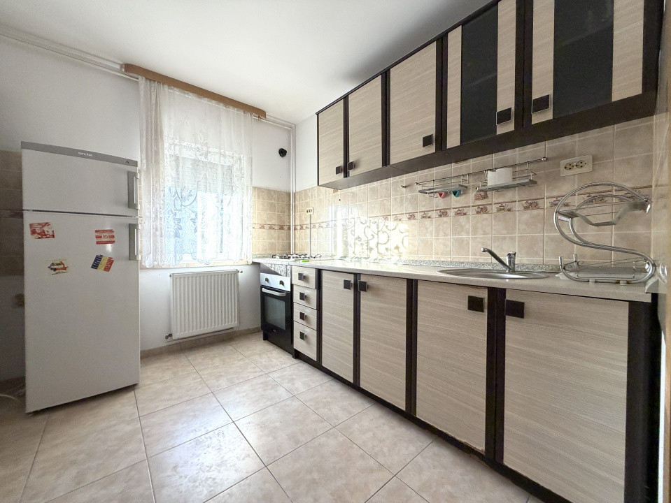 Apartament 2 camere, 47mp utili, 2 balcoane, etaj 5 - Aradului