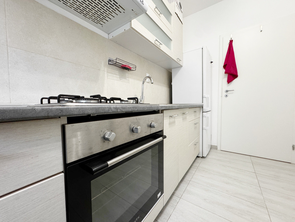 Apartament 2 camere, decomandat,48mp utili+4mp balcon, etaj 1/3-Giroc