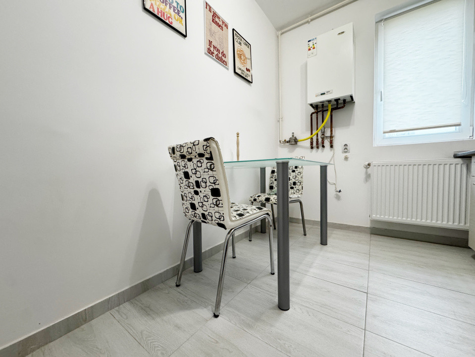 Apartament 2 camere, decomandat,48mp utili+4mp balcon, etaj 1/3-Giroc