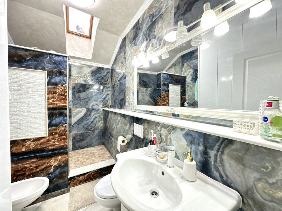 Apartament 3 camere + 1 dressing, 65 mp utili - Remetea Mare