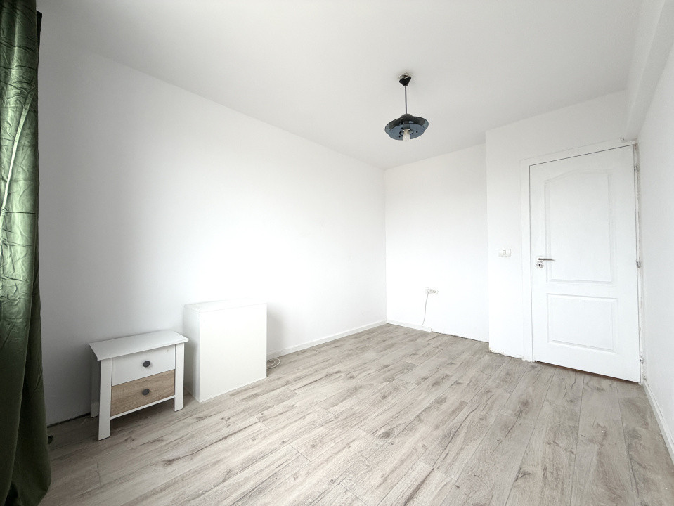 Apartament 2, 33 mp utili, etaj 1/4, renovat recent - Steaua