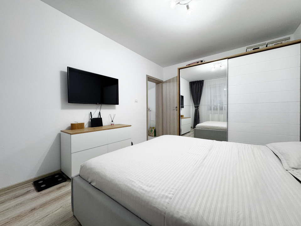 Apartament 2 camere, decomandat, 48mp utili + 4mp balcon -Giroc